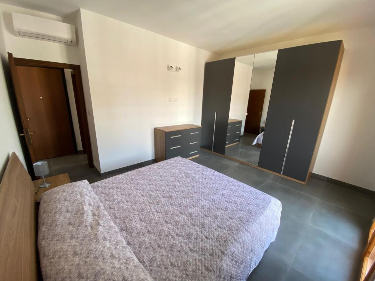 Appartamento Con Posto Auto Privato A Marina Centro Mare Rimini Exterior photo