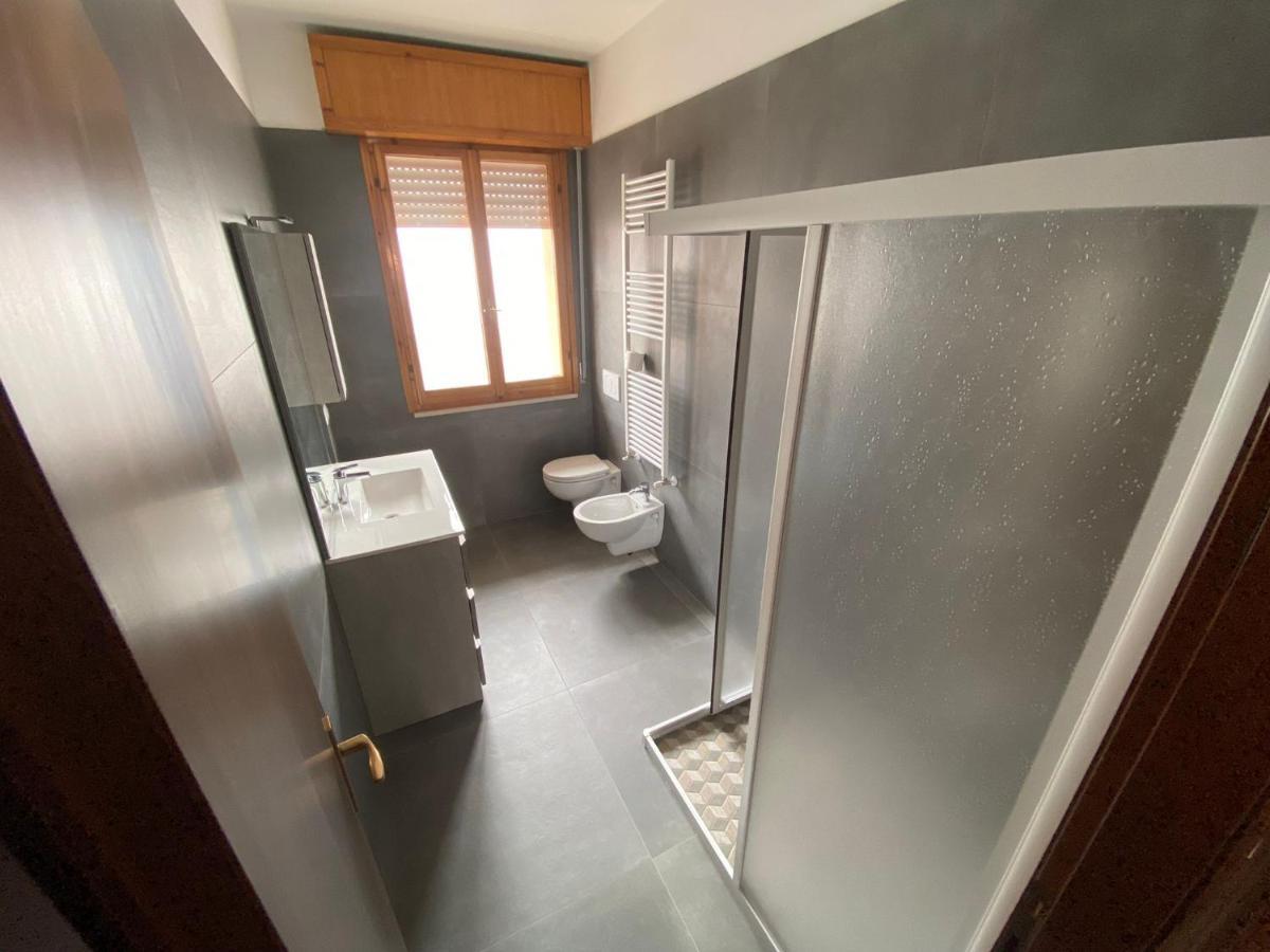 Appartamento Con Posto Auto Privato A Marina Centro Mare Rimini Exterior photo