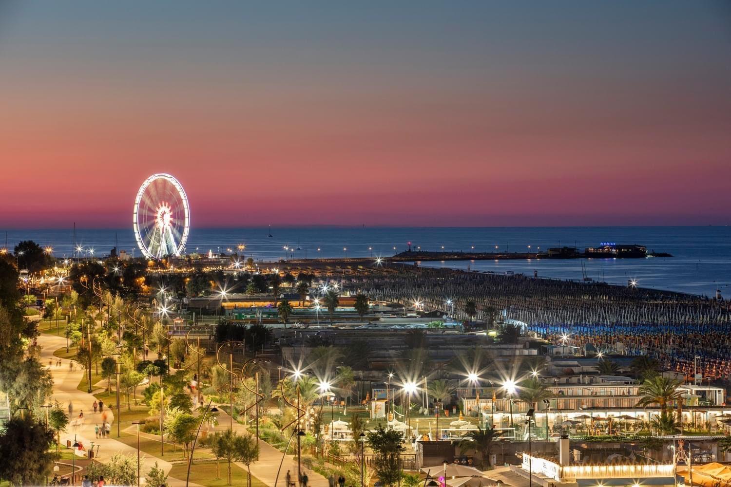 Appartamento Con Posto Auto Privato A Marina Centro Mare Rimini Exterior photo